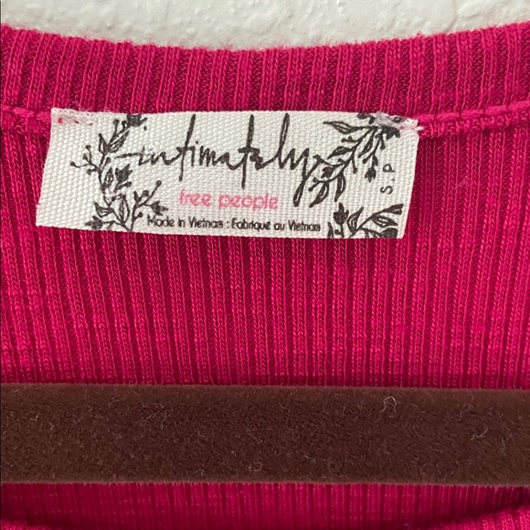 Free People Raspberry Pink Racerback Tank Top Sz S - Picture 2 of 4